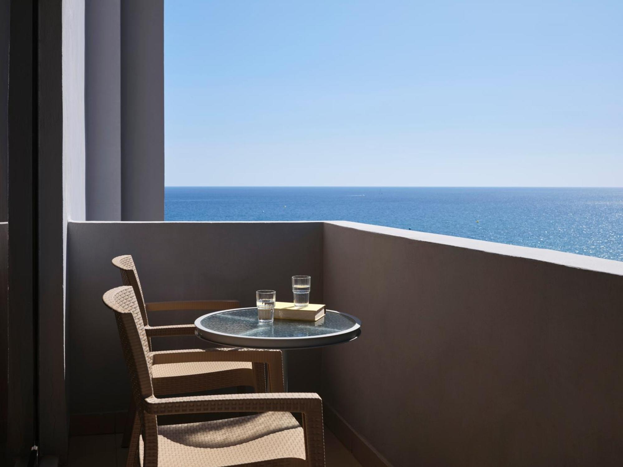 Hotel Esperos Mare 4*